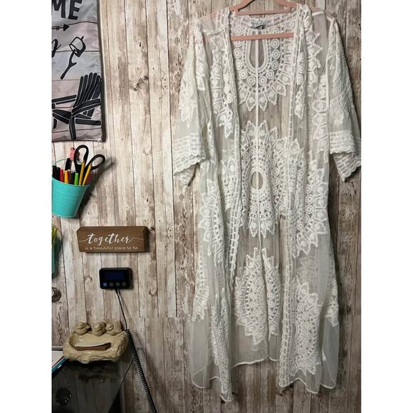 🌸 Rachel Zoe White Sheer Embroidered Kimono Duster 🌸 - Picture 1 of 3